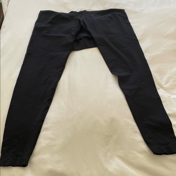 Women's Black Maternity Leggings - Picture 3 of 4